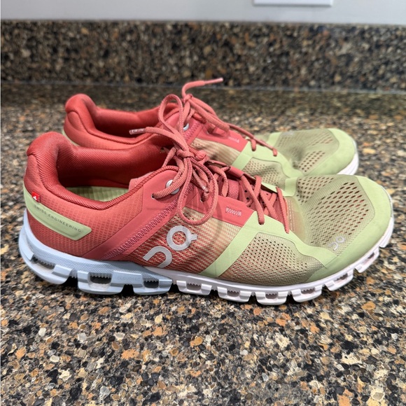 On Clouds Shoes - On Running Women's Running Shoes - Red and Green ladies 8.5